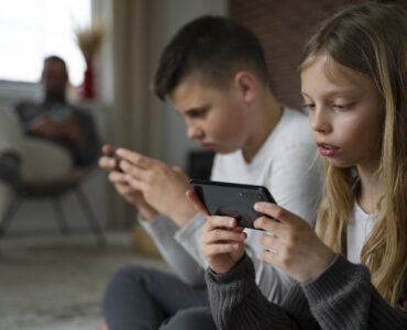 uzależnienie od social mediów